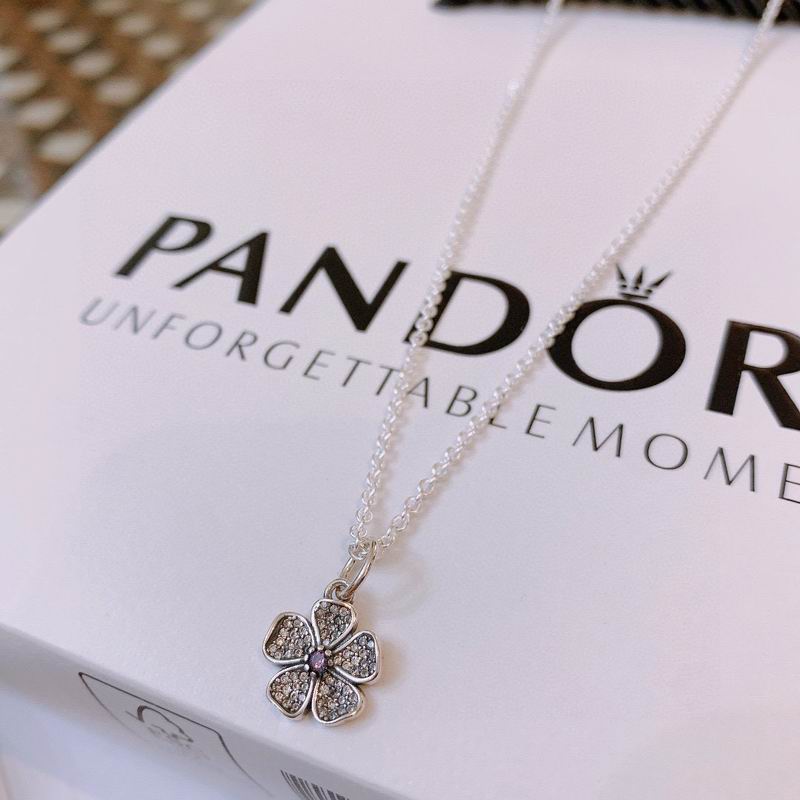 Pandora necklace 03yxh03